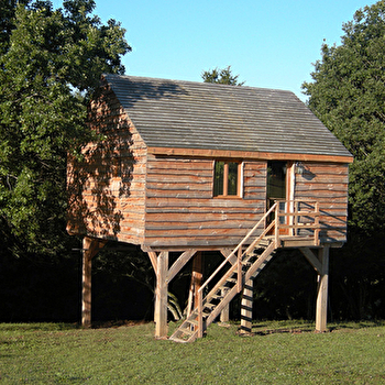La Cabane gîte du domaine des Tramois  - DONZY